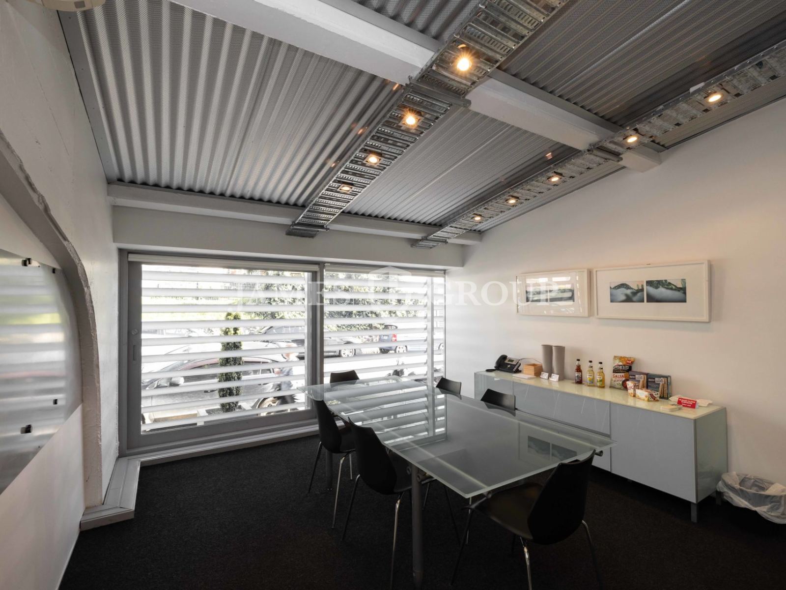 Premium Office Opportunity In City Fringe Suburb