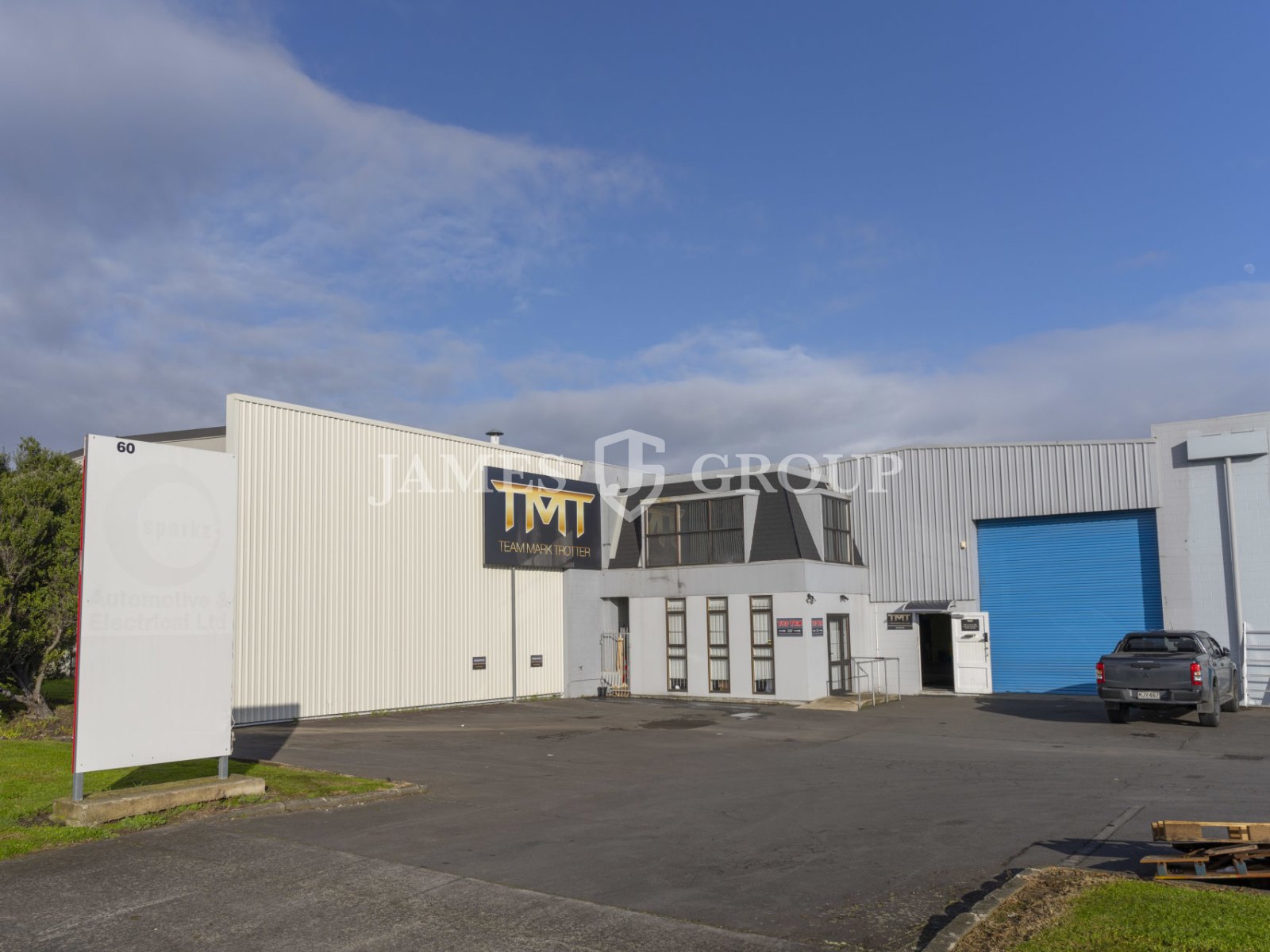 Superb Industrial & Functional Yard Space
