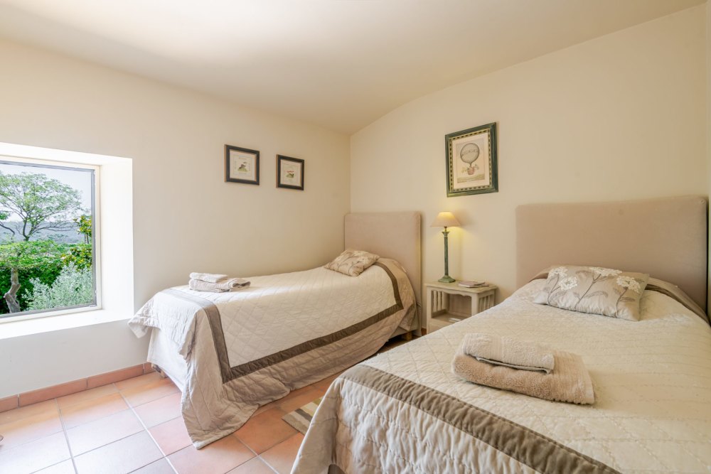 Photographs of Mas de Ribe villa in Provence - Image 30 of 50