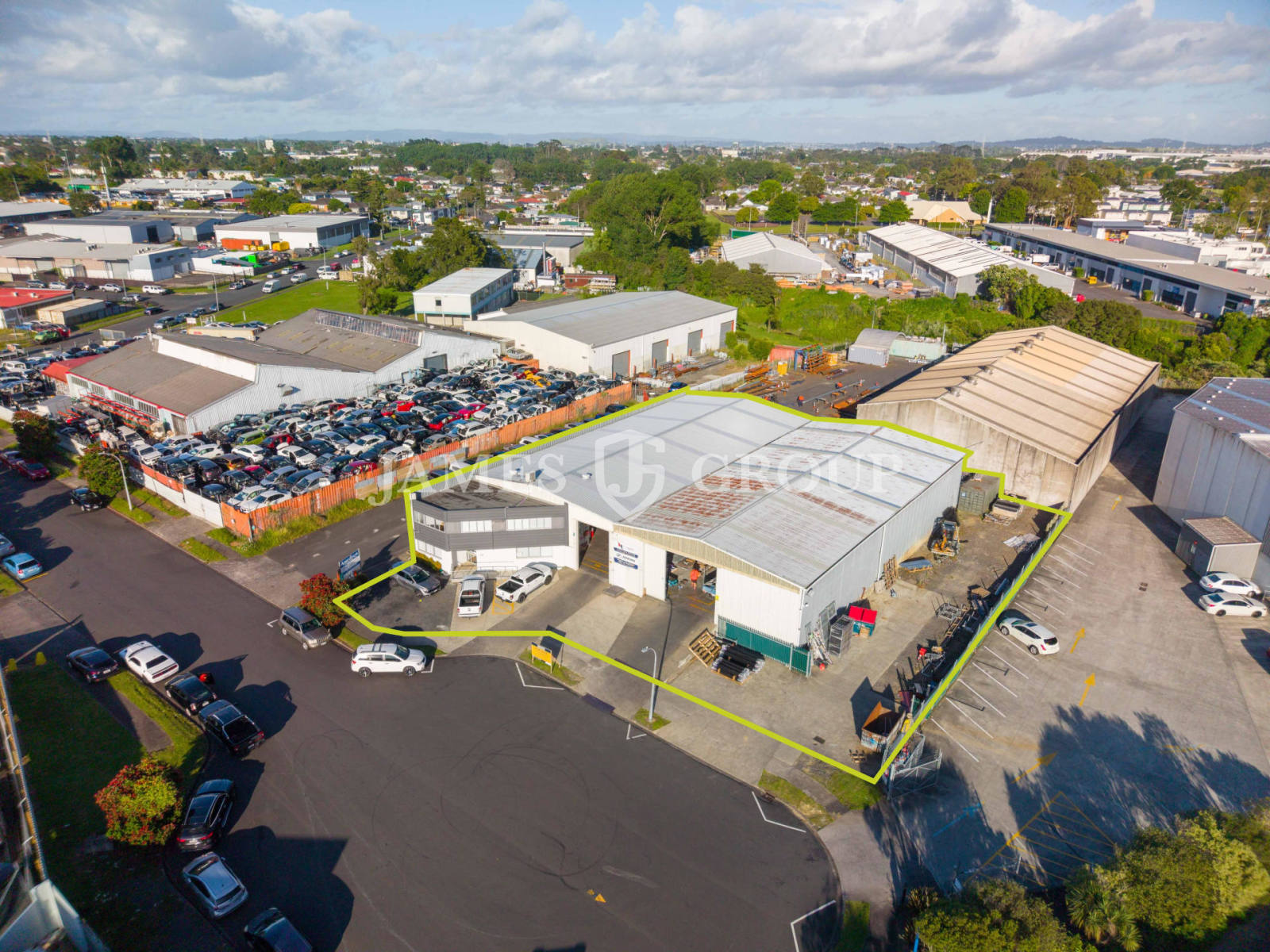 Cost-effective With Dual Access & Yard | 1,291m²