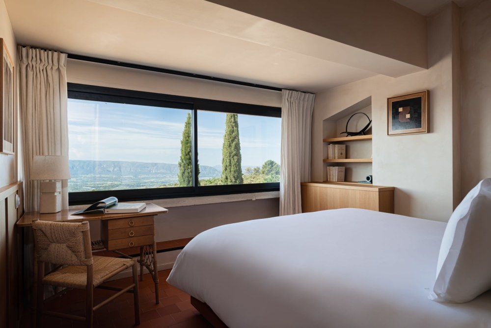 Photographs of La Bastide des Collines villa in Provence - Image 26 of 51
