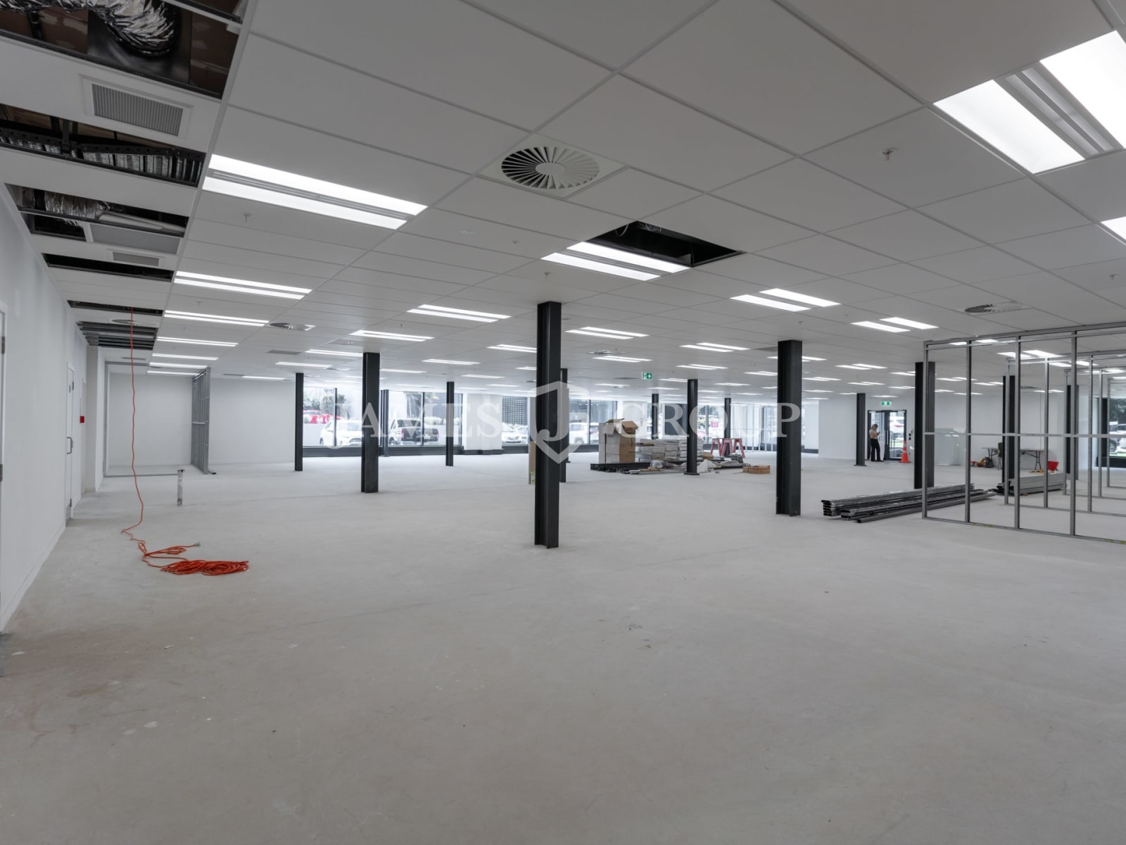 High Profile Character Office + Great Incentives