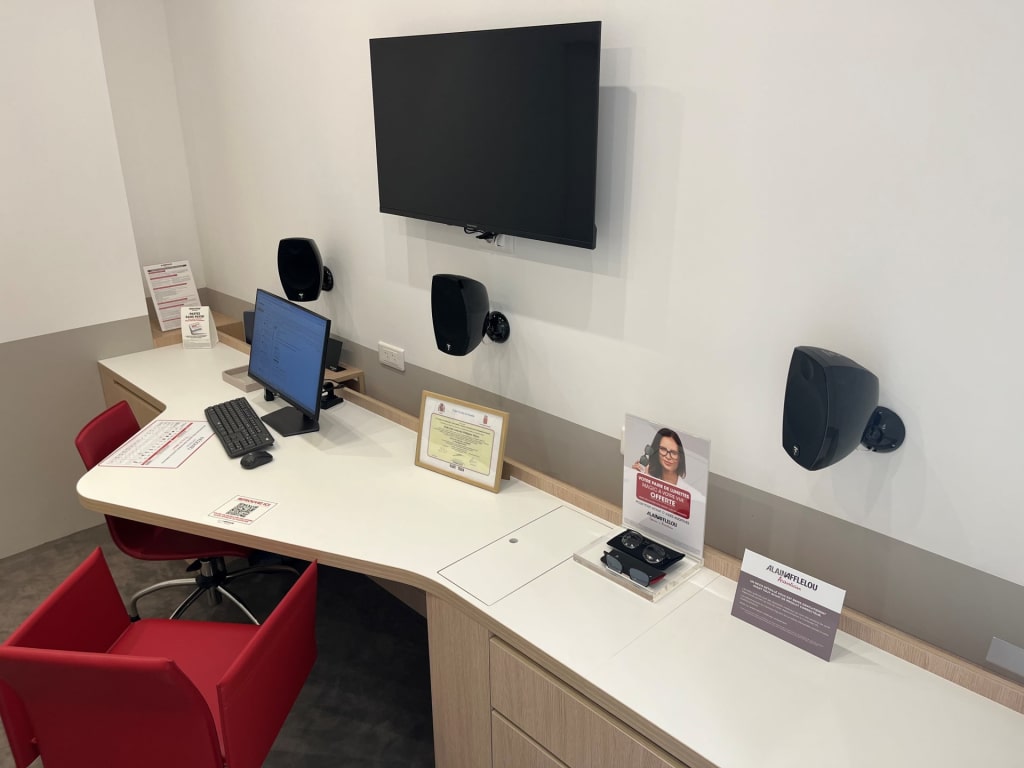 Magasin audioprothesiste 28 avenue Vincent Picareau 83140 SIX-FOURS-LES-PLAGES intérieur