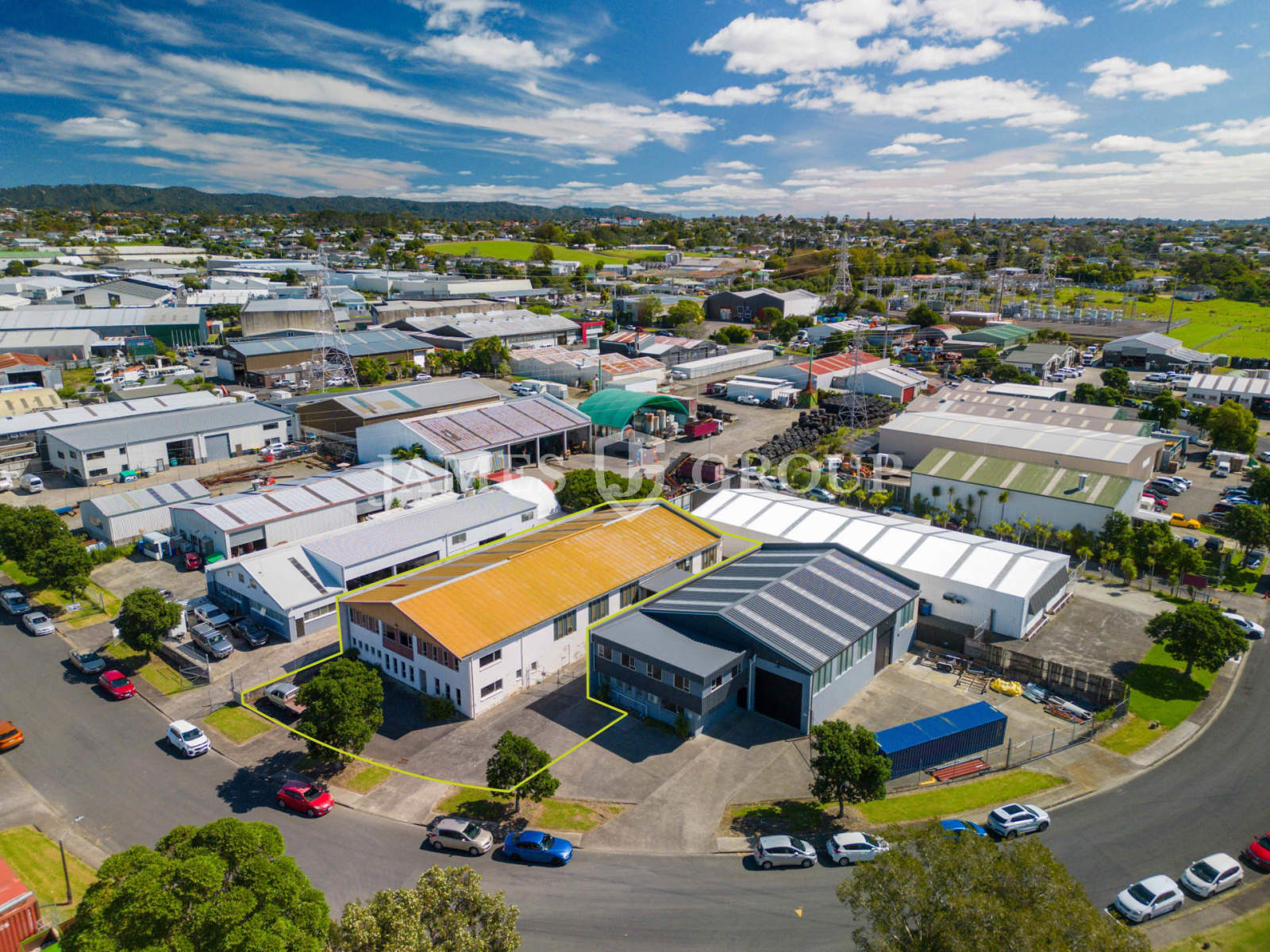 For Sale – Vacant High Stud Warehouse & Yard