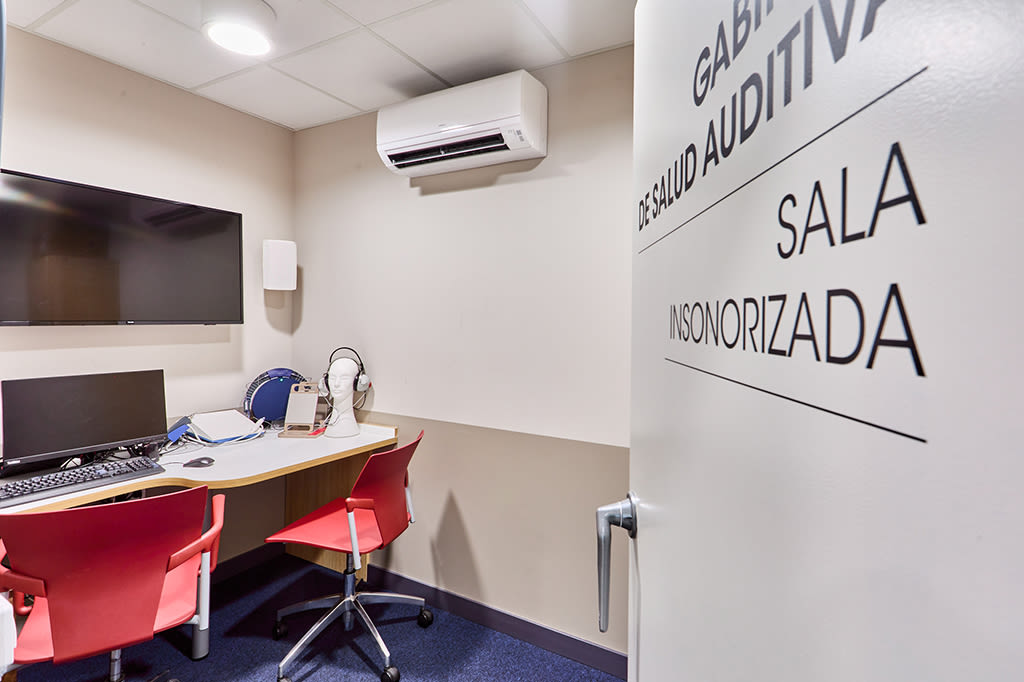 Tienda Óptico AV. DE LA RECONQUISTA  3 45004 TOLEDO interior