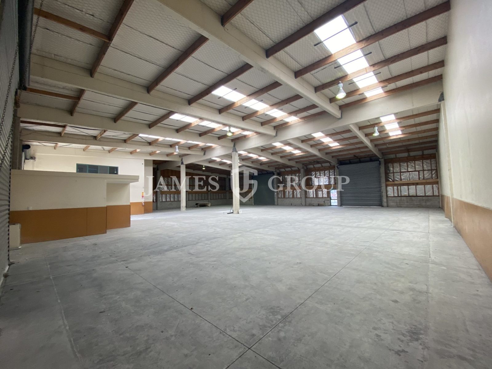 High Stud Henderson Warehouse + Mpi Approved Yard
