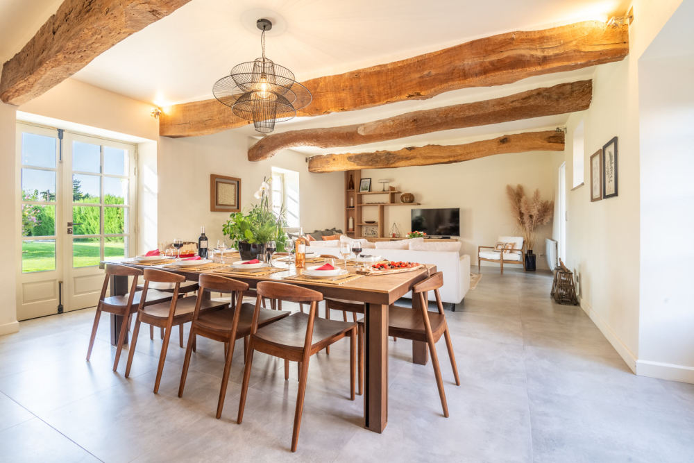 Photographs of Mas du Menuisier villa in Provence - Image 6 of 45