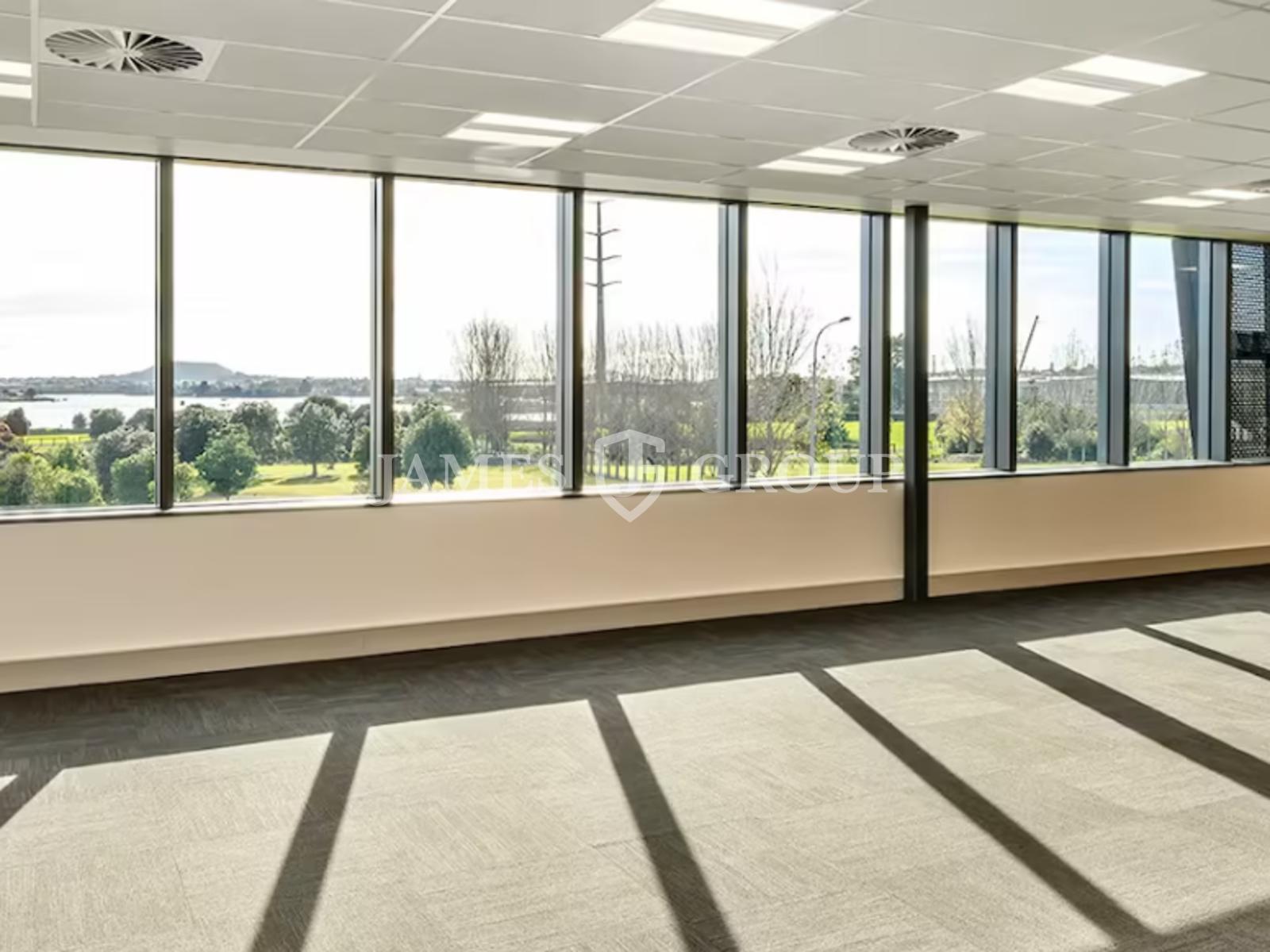 High-profile A-grade Warehouse | + 22 Carparks