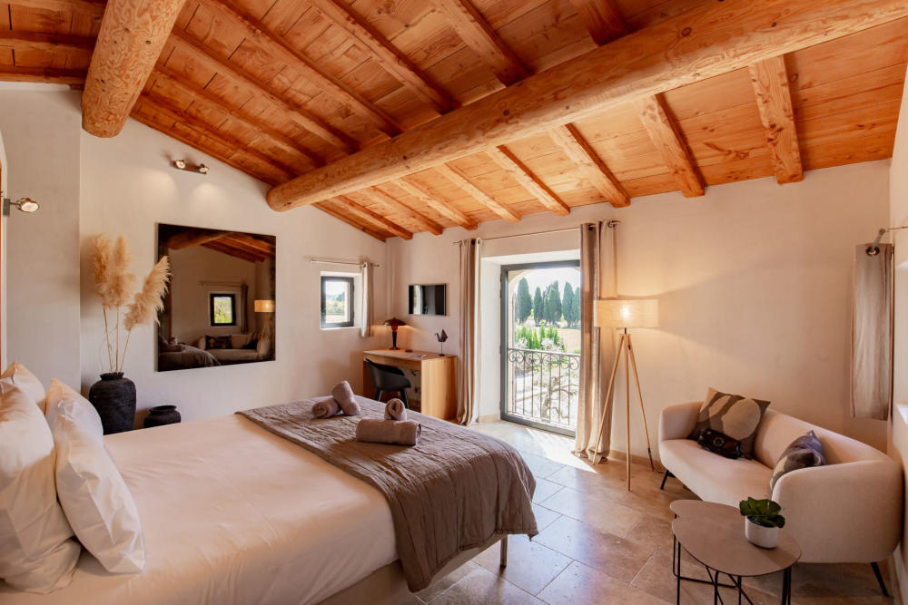 Photographs of Mas Helios villa in Provence - Image 19 of 44