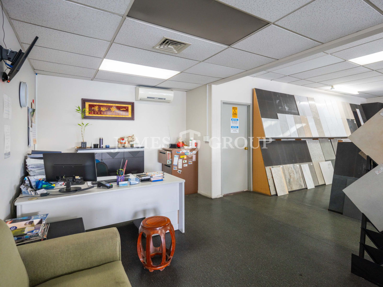1,080m² Warehouse | 725m² Yard | Mpi Approved