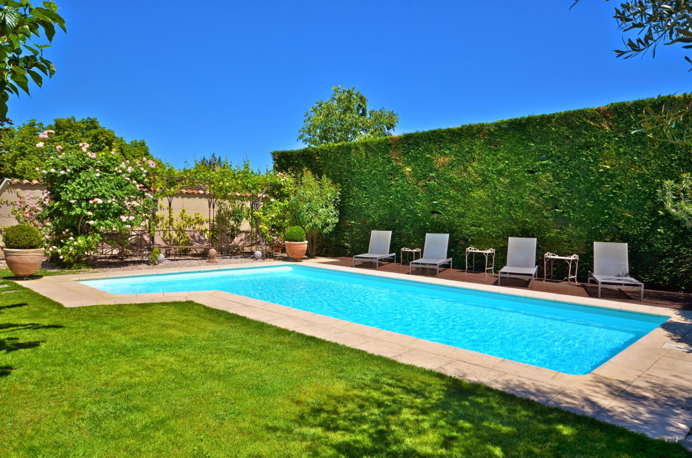 Photographs of La Cour villa in Provence - Image 27 of 34