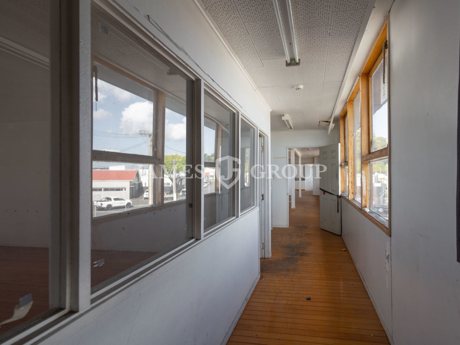 756m² Warehouse | 216m² Office | St Johns