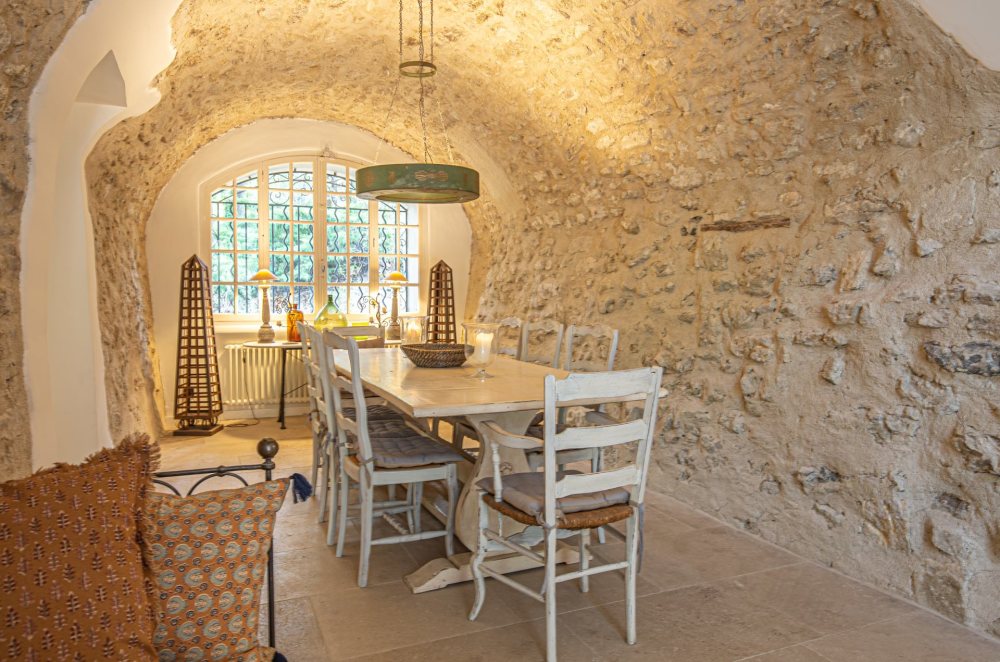 Photographs of Mas de l’Ermitage villa in Provence - Image 27 of 33