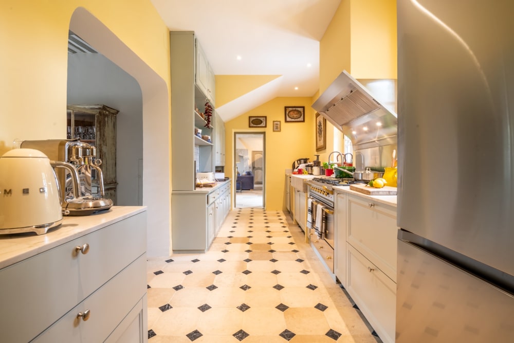 Photographs of Mas des Traditions villa in Provence - Image 9 of 41