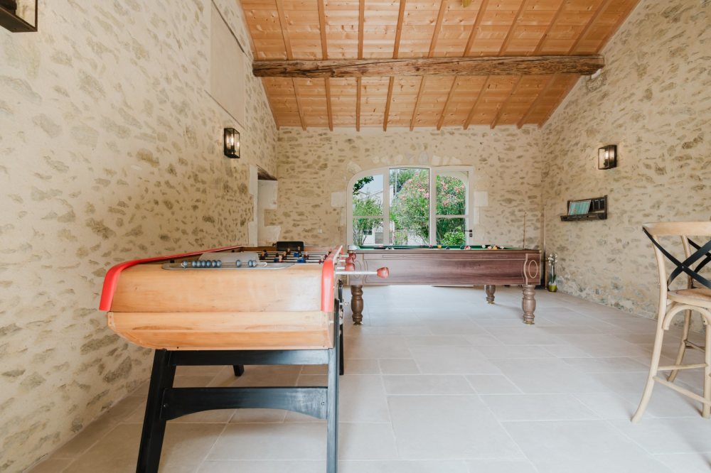 Photographs of Mas de l’Ebéniste villa in Provence - Image 15 of 49