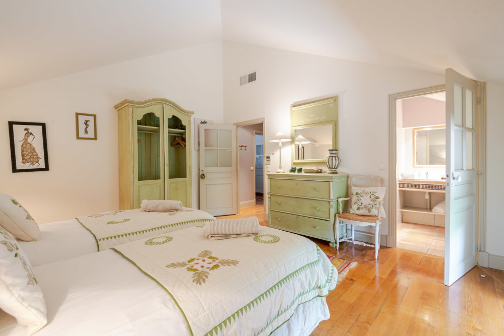 Photographs of Domaine des Légendes villa in Provence - Image 36 of 57