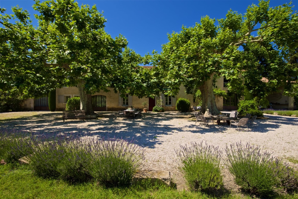 Photographs of Mas de la Galifette villa in Provence - Image 2 of 37