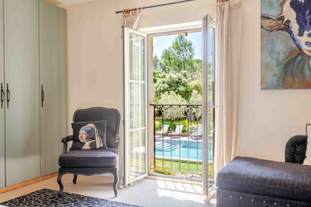 Photographs of Mas la Gloriette villa in Provence - Image 27 of 51