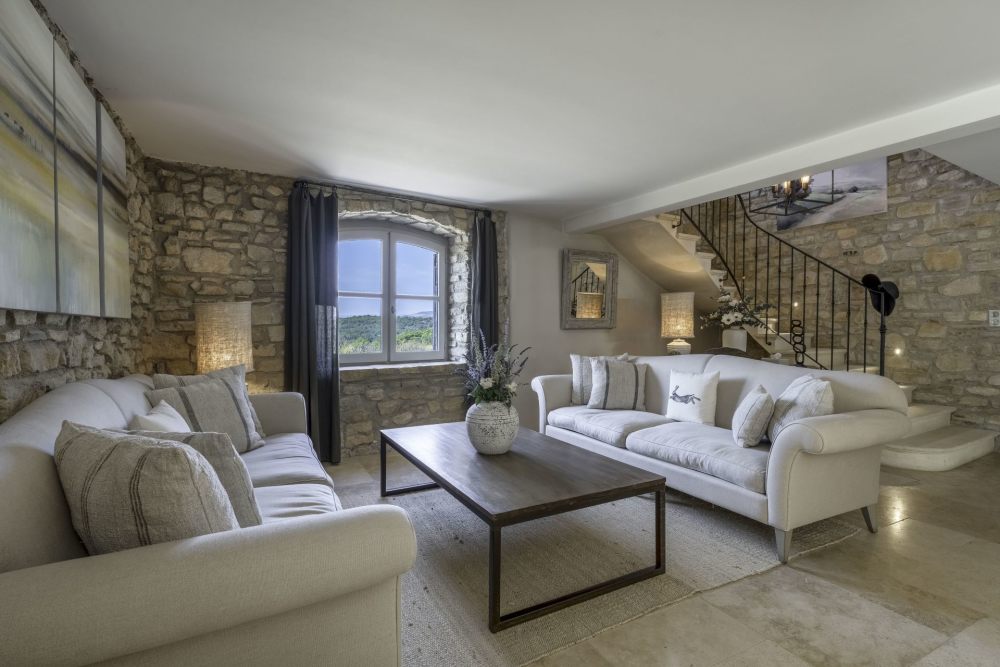 Photographs of Mas Eternel villa in Provence - Image 12 of 40