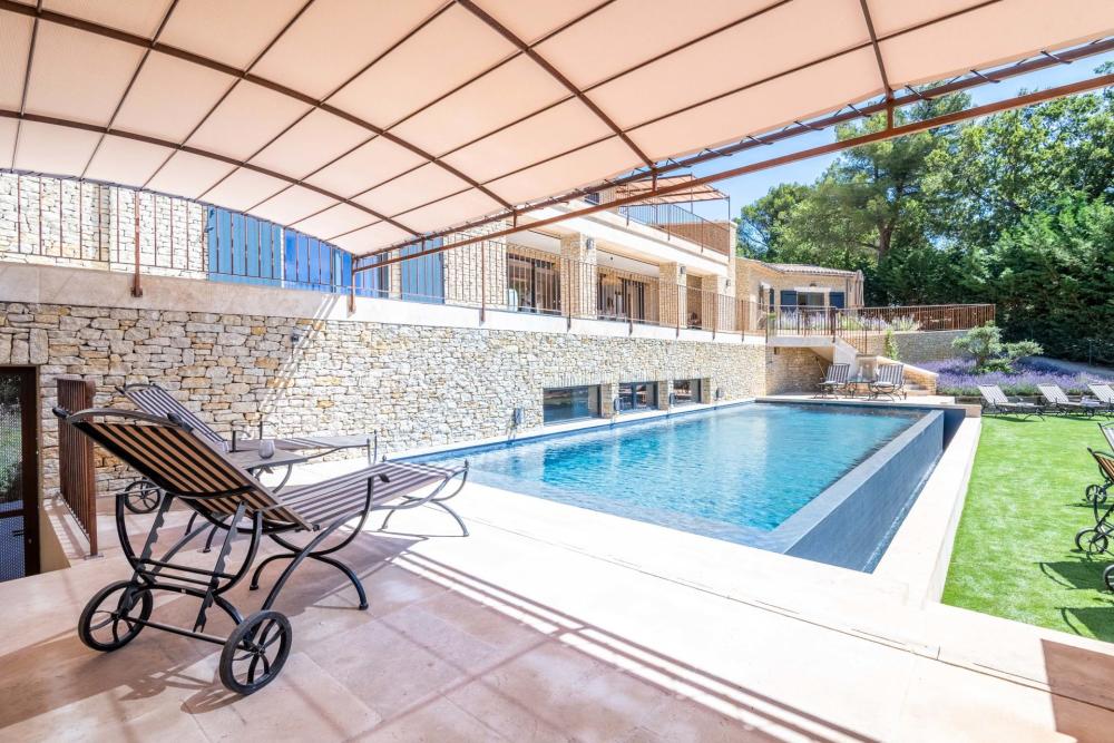 Photographs of Petit Mas La Vue Royale villa in Provence - Image 24 of 33