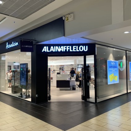 Magasin Opticien C.C. AUCHAN - La Galerie La Valentine - Rte des Sablières 13011 MARSEILLE