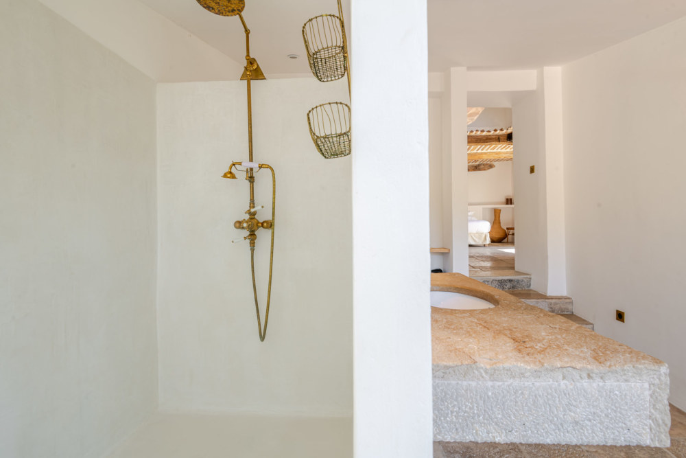 Photographs of Domaine des Saisons villa in Provence - Image 13 of 52