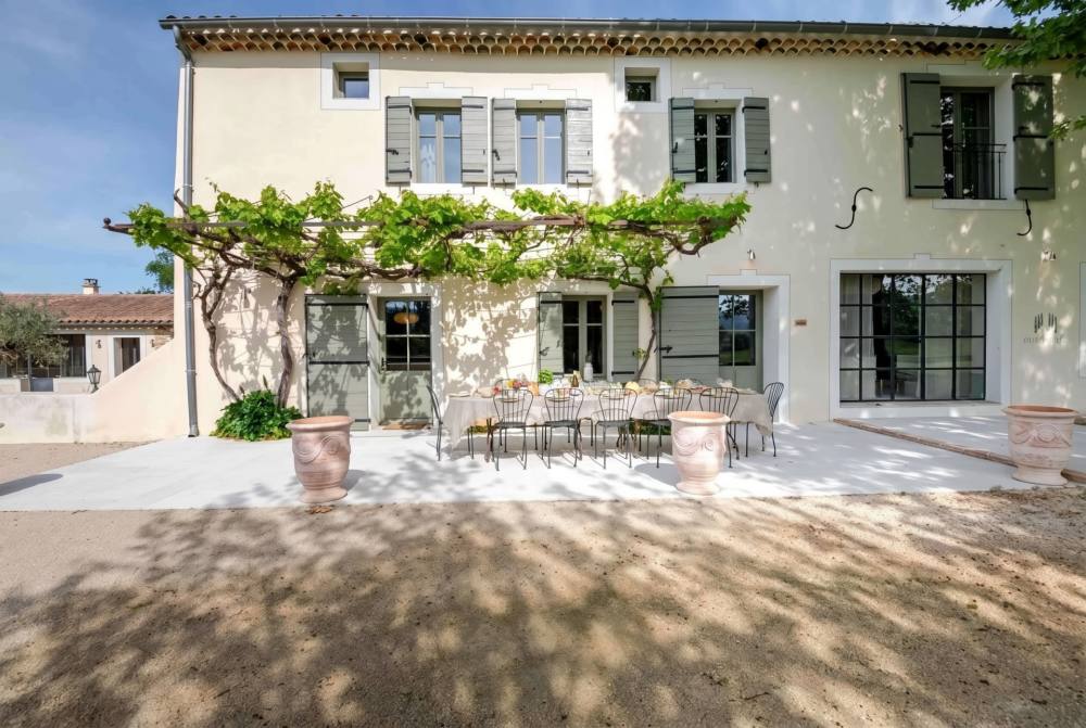 Photographs of New! Mas des Lumières villa in Provence - Image 14 of 40