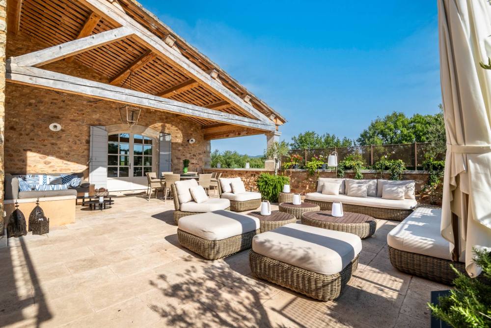 Photographs of Mas du Milan villa in Provence - Image 25 of 50