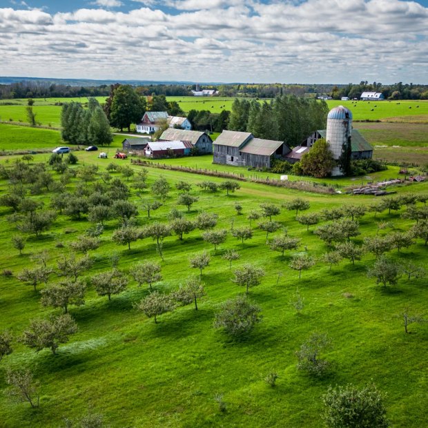 Coronation Hall Cider Mills Tourisme Outaouais