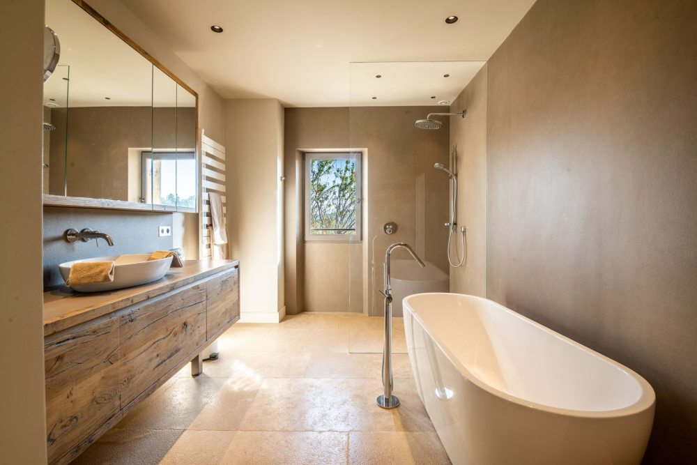 Photographs of Mas des Promesses villa in Provence - Image 20 of 52