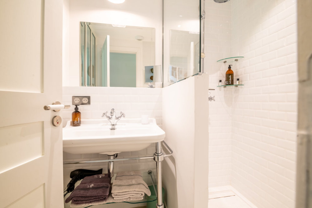 Photographs of Mas Cédrat villa in Provence - Image 31 of 56