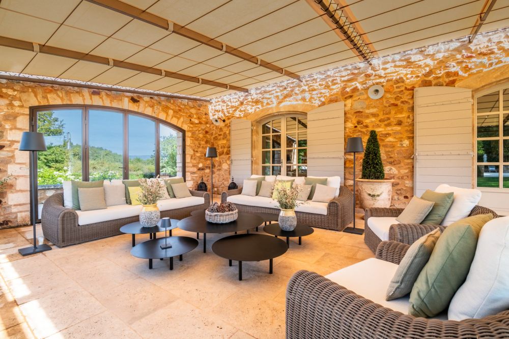 Photographs of Mas du Milan villa in Provence - Image 39 of 50