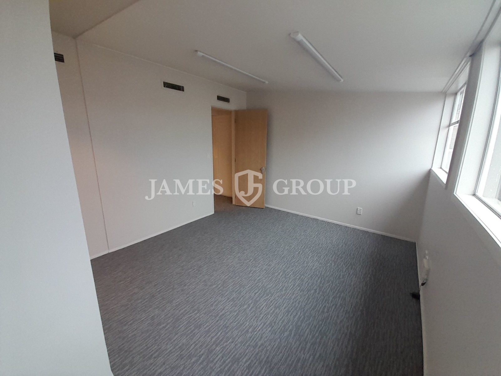 Versatile Eden Terrace Office + Secure Parking