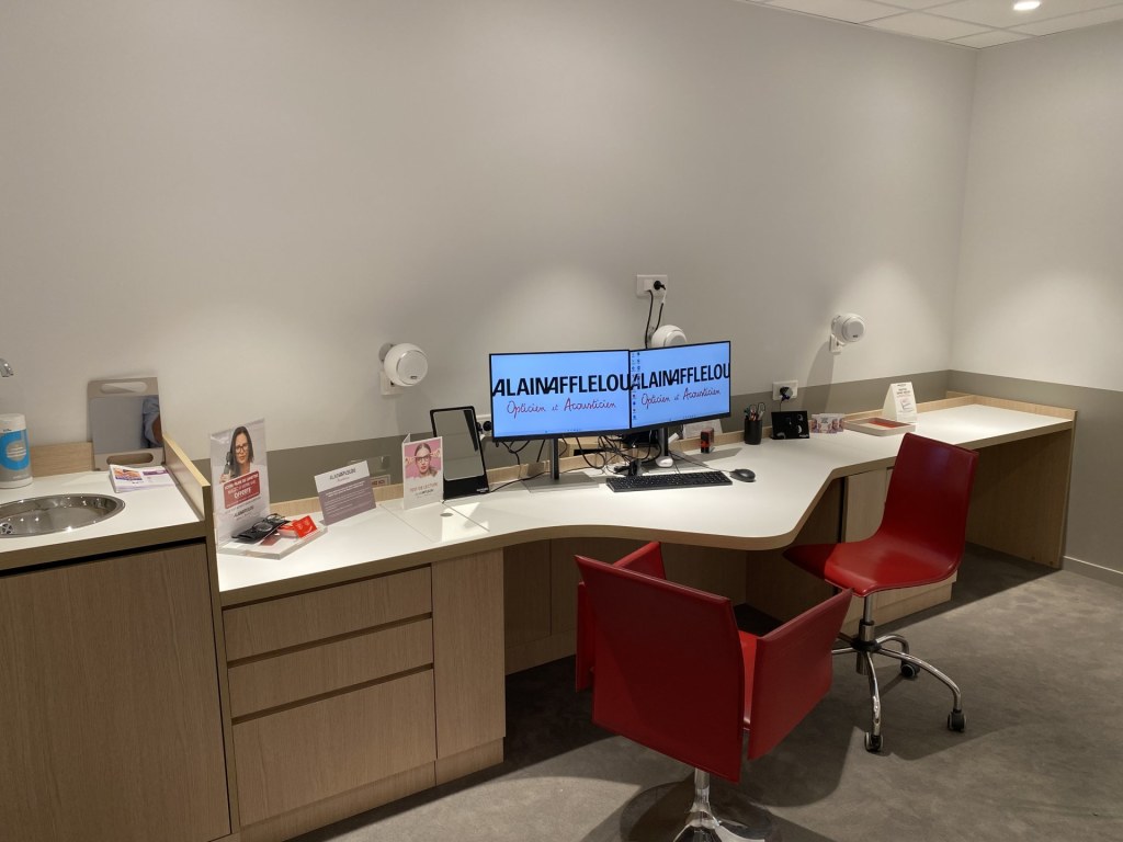 Magasin audioprothesiste 1 Rue Mirabeau 42350 LA TALAUDIÈRE intérieur