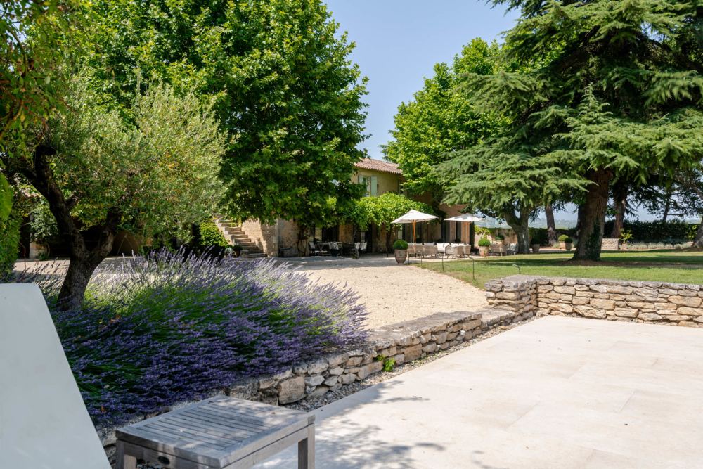 Photographs of Petit Mas des Splendeurs villa in Provence - Image 27 of 46