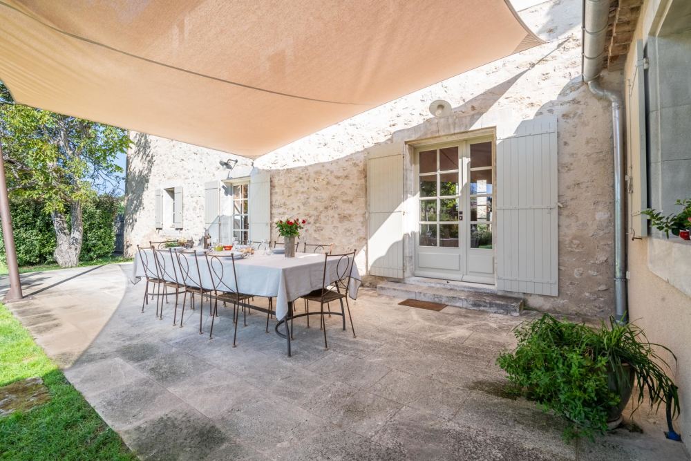 Photographs of Mas du Menuisier villa in Provence - Image 38 of 45