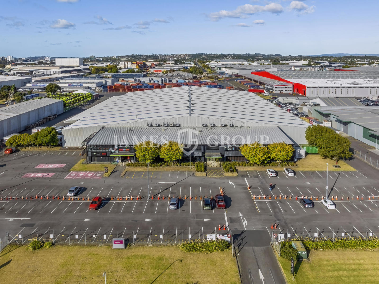 Large-scale Yard & Warehouse – 17 Mayo Road, Wiri