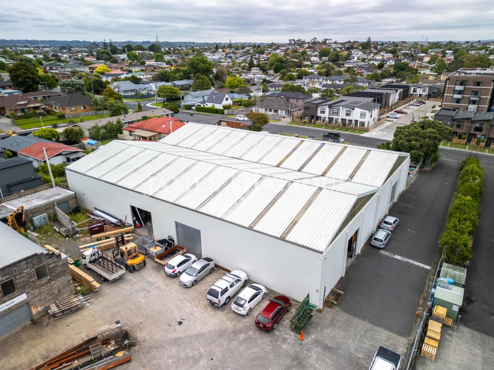 800sqm High Stud Industrial | 2.5km From Motorway