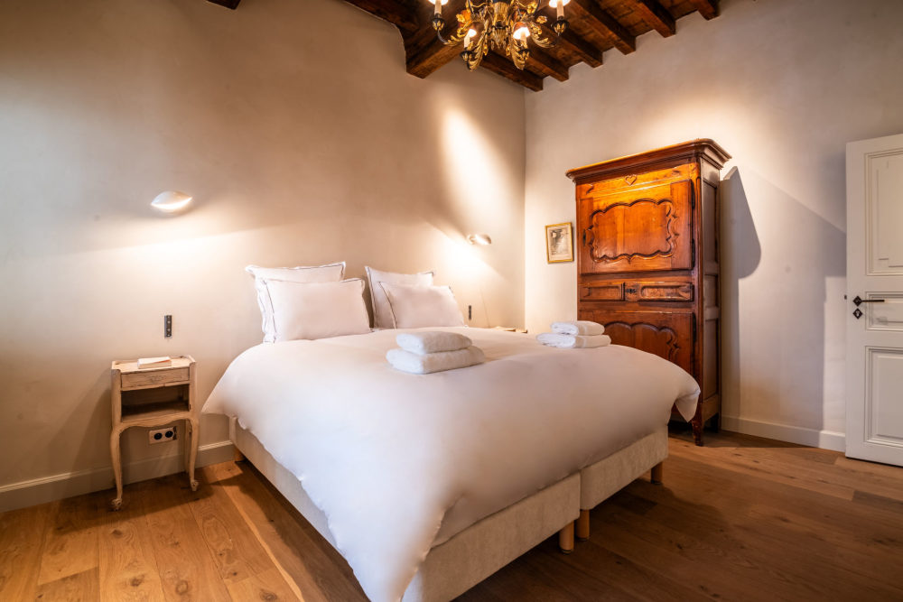 Photographs of La Maison des Muses villa in Provence - Image 21 of 39