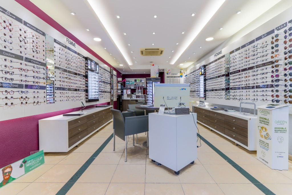 Magasin Opticien 2 rue des Clouteries 62500 SAINT-OMER intérieur