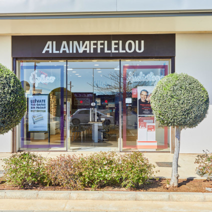 Tienda Óptico Parque Comercial VIDANOVA PARC - Avda de les Moreres 46500 SAGUNTO