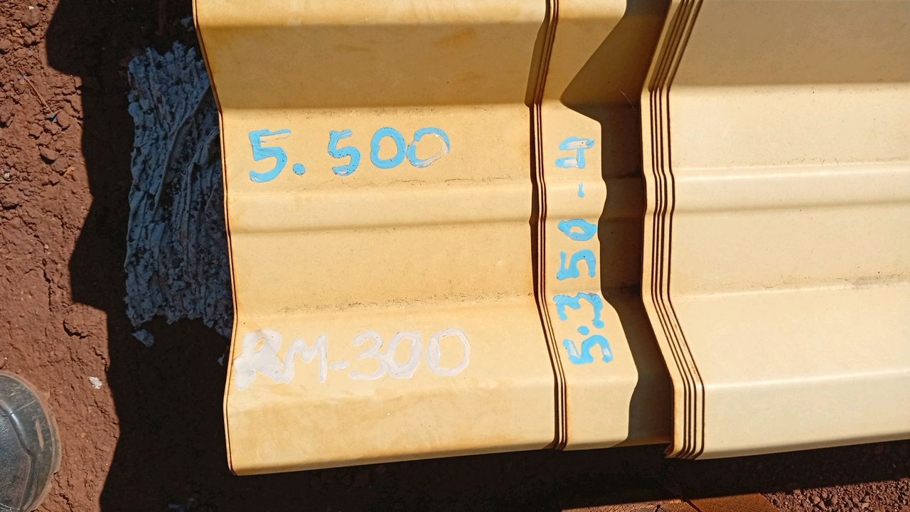 Lot of Pipes and Tiles / BOX C3