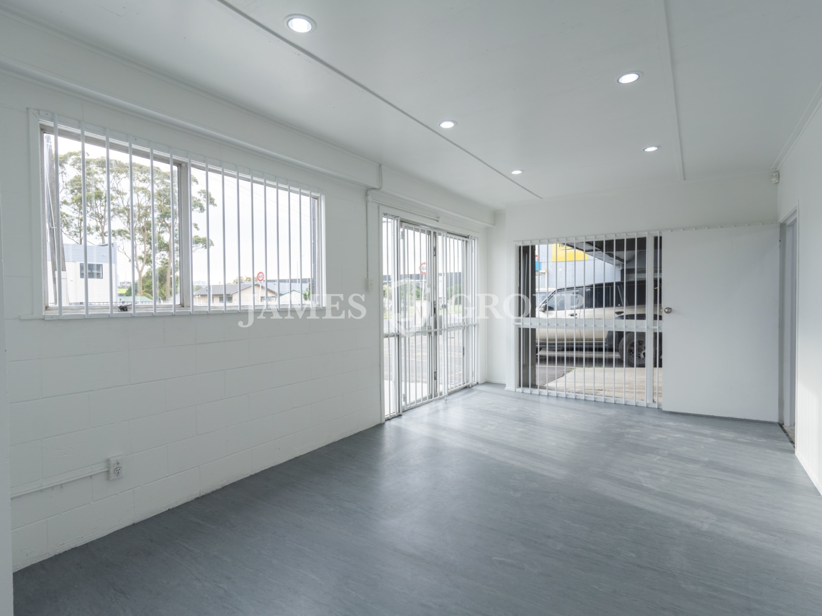 Road Front Refurbished Industrial | Manukau