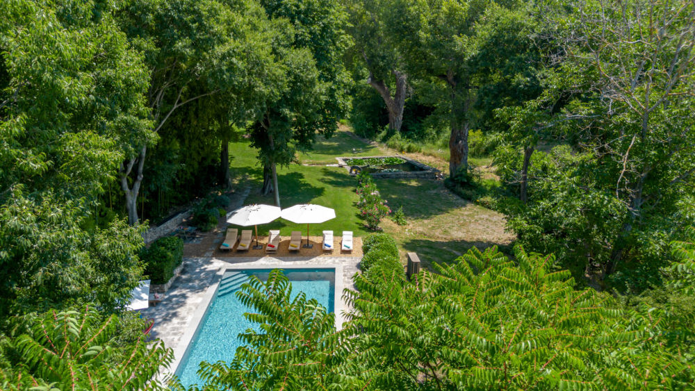 Photographs of Mas de la Plume villa in Provence - Image 25 of 39