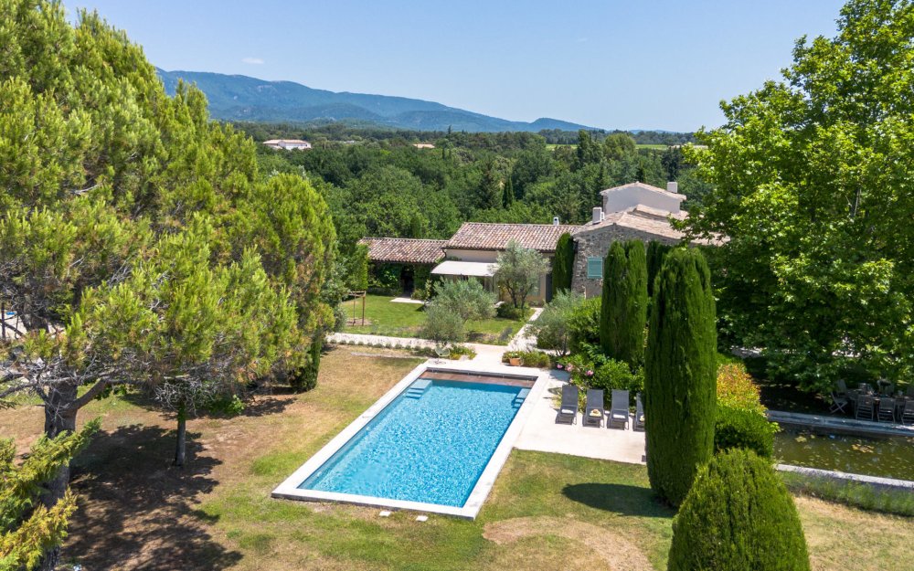 Photographs of Mas de Ribe villa in Provence - Image 24 of 50