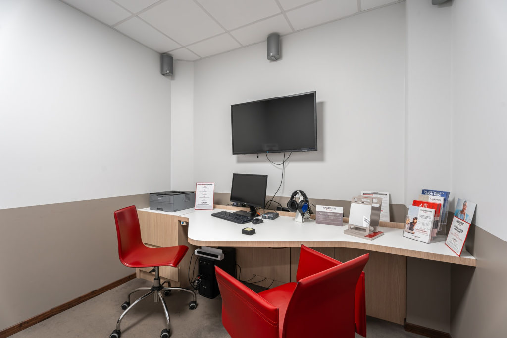 Magasin audioprothesiste C.C. Carrefour - Les Rives du Lac 29290 SAINT-RENAN intérieur