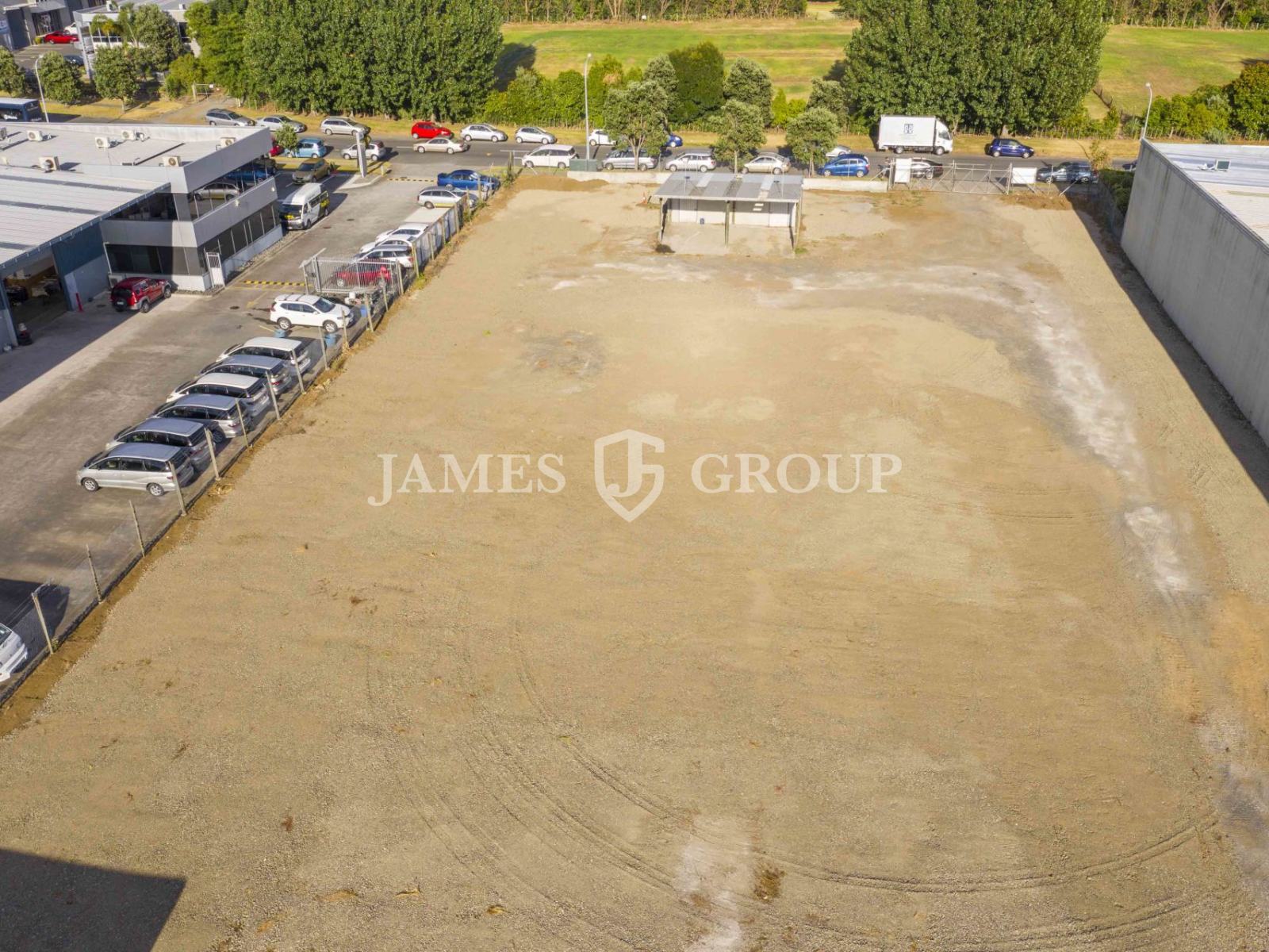 Secure Yard In Airport Oaks | Available Now