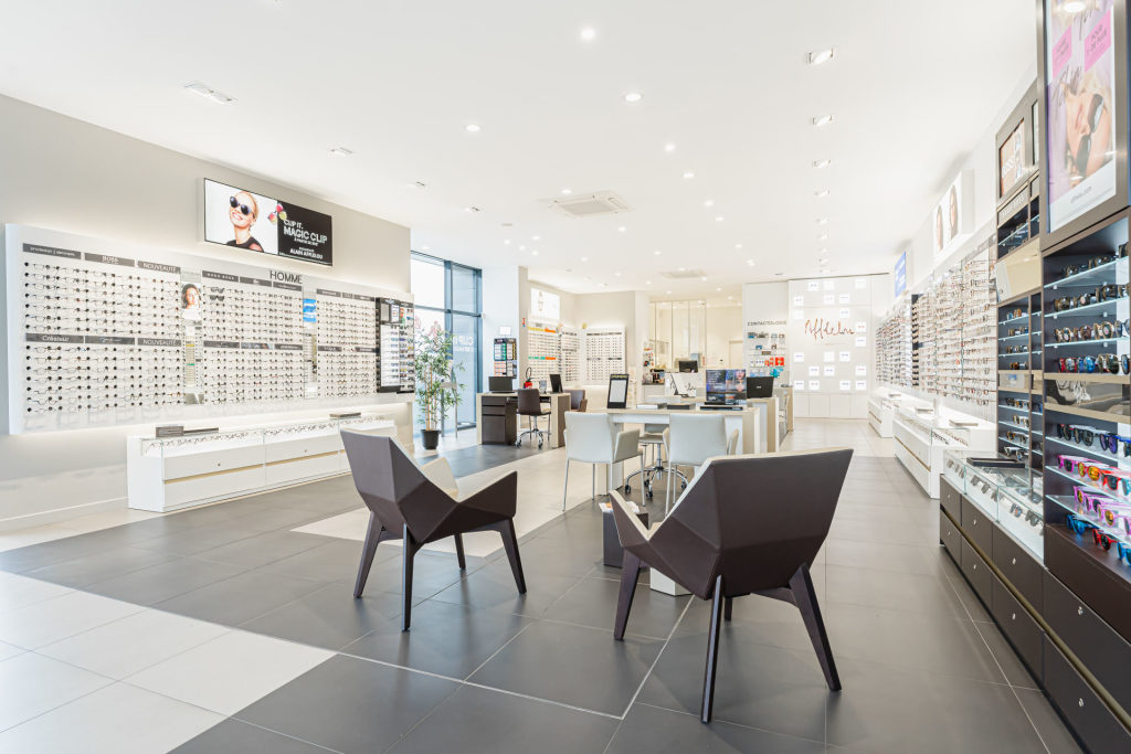 Magasin Opticien 66 avenue de Paris 53940 SAINT-BERTHEVIN intérieur