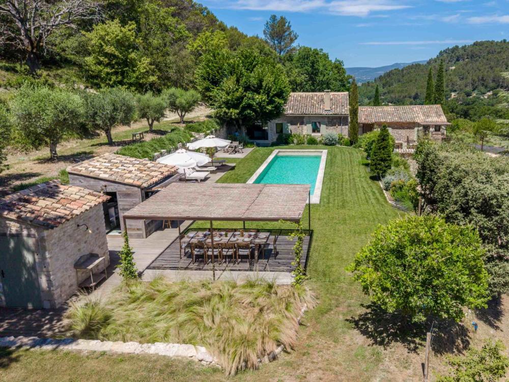 Photographs of Mas des Secrets villa in Provence - Image 3 of 47
