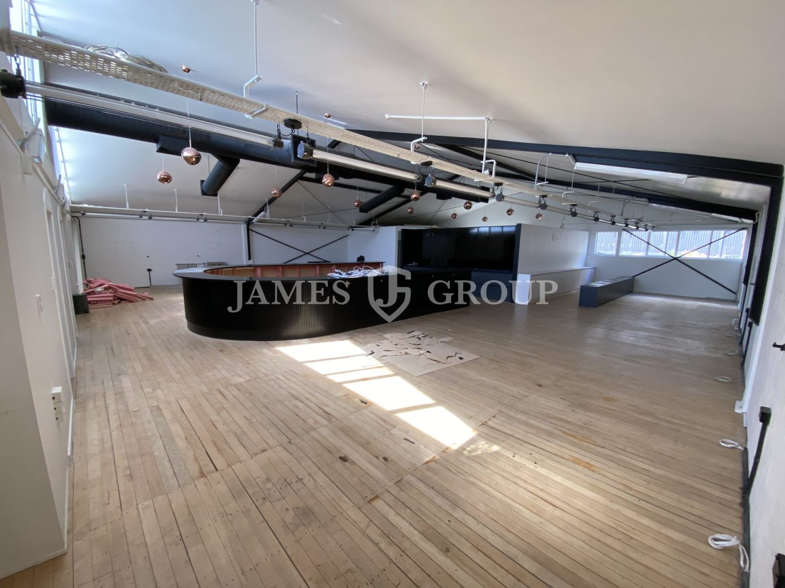 321sqm Modern Office With Balcony In Eden Terrace